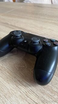 Playstation 4 - 2