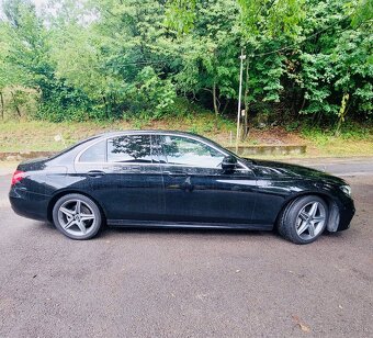 Mercedes Benz E200D - 2