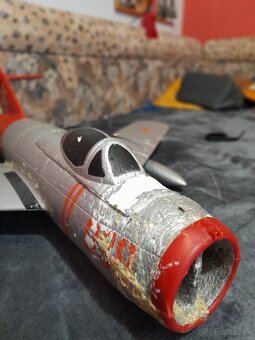 Rc stíhačka MIG 15 - 2