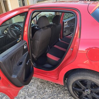 Predám Peugeot 207 - 2
