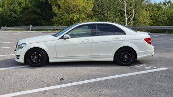 Mercedes-Benz C300 4Matic AMG Packet V6 - 2