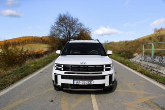 Hyundai Santa Fe PREMIUM 7S 4X4 1,6T-GDi HEV,BOSE audio, HUD - 2