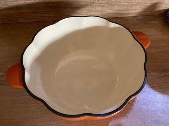 Liatinový hrniec v tvare tekvice - 2