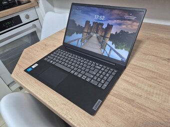 Lenovo V15 G2 /Core i3-1115G4/12GB RAM/FHD IPS/512GB SSD - 2