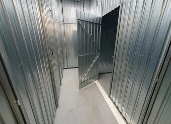 Malý Interný Sklad T12 (2,5 m²) na prenájom (Tomášikova 50D) - 2