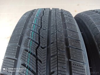 zimne pneu 215/65 R17 - 2