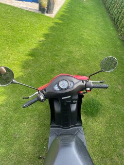 Predám skúter KYMCO 50 cc - veľmi dobrý stav - 2