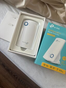 2x TP Link Range Extender - 2