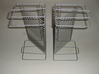 Predám stojany na CD / DVD - 2