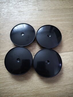 Univerzálne krytky diskov - 2