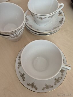 Šálky s tanierikom - 2