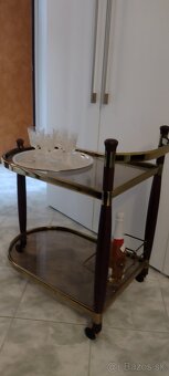 Servirovaci stolik - 2