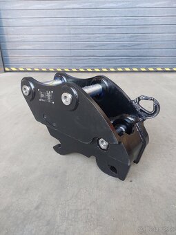 Hydraulický rýchloupinák na bager 5-6 ton - 2