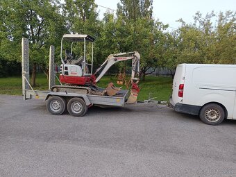 Prenájom minibagra Takeuchi TB 215 - 2