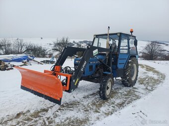 Predám pluh s hydraulickým otočením - 2
