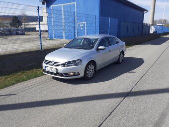 VOLKSWAGEN PASSAT 2,0 TDI - 2