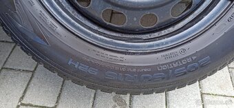 Zimna sada Nokian WR D4 205/60 R16, 5x114,3 - 2