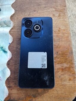 Infinix smart 8 - 2