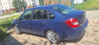 Renault Thália 2 1.2 55 kw - 2