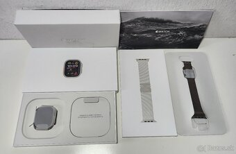 Apple Watch Ultra 2 Natural Titanium Milanese Loop - 2