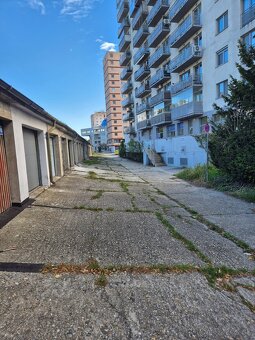 Garaz prenajom Pazitkova, Bratislava - 2