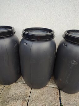 Plastové sudy 150l a 220l - 2