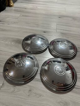 Predám puklice MB1000 škoda - 2