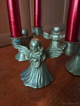 NEZIDE SA NIEKOMU? - - 2