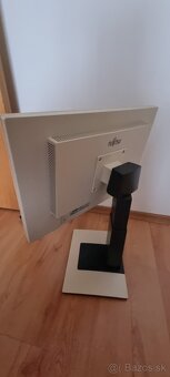 Predam 22" monitor Fujitsu - 2