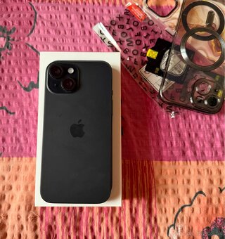 iPhone 15 Black 128gb - 2