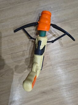 Nerf pištoľ - 2