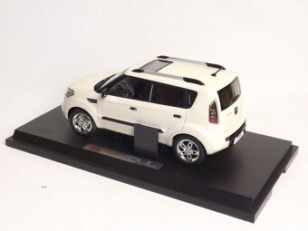 KIA Sould 1:18 - 2