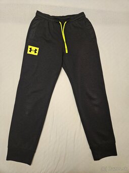 Tricka+ nohavice Under Armour vel.M-146/152 - 2