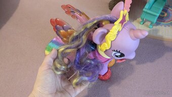 Enchantimals domcek + lod - 2