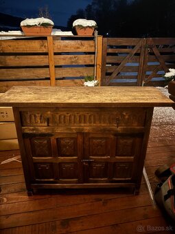 Predam starozitnu komodu - 2