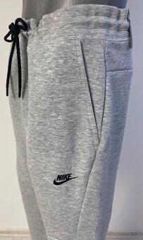 NIKE pánske sivé tepláky - 2