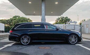 Mercedes Benz E350d 4x4 AMG - 2