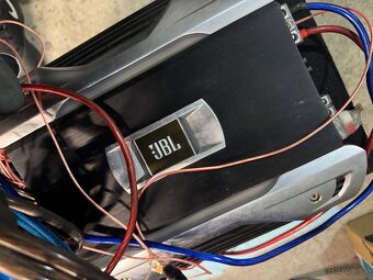 Subwoofer do auta - 2