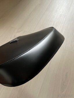 Prada čierna dámska kabelka - 2