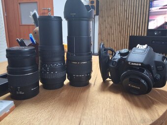 Canon EOS 700D,4x objektiv 2x bateria 350e - 2