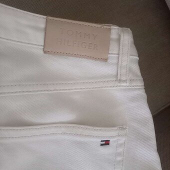 Predám džinsy Tommy Hilfiger - 2