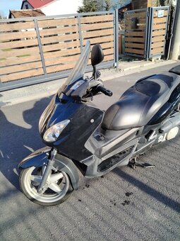 Yamaha xmax 250 - 2