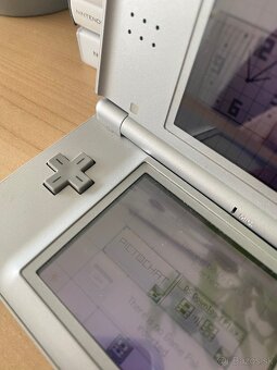 Nintendo DS Lite silver + Hry zadarmo - 2