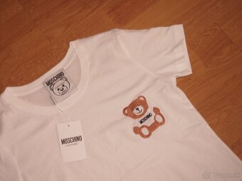 Moschino dámske tričko - 2