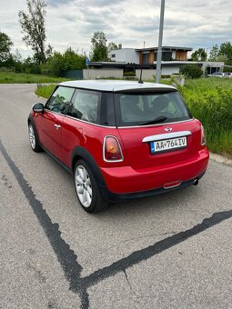 Mini Cooper R56 1.6 88kw - 2