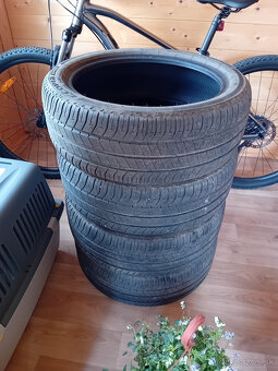 205/45R17 letné pneumatiky Bridgstone - 2