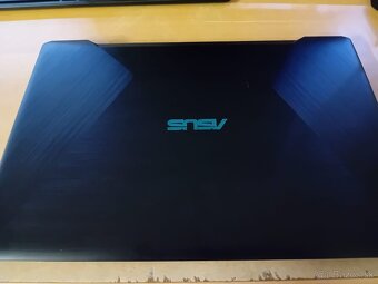 Herný notebook ASUS M570DD - 2