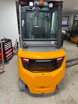 Výprodej VZV Jungheinrich DFG 435s r.v. 2019 s pozicionérem - 2