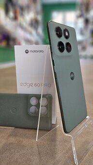 Motorola edge 60 PRO 12/512GB Green - 2