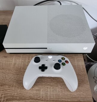 X BOX ONE S - 1TB - 2